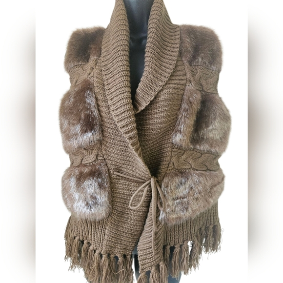 Kikit Women's Size XL, Faux Fur Knit Sweater Vest  Open Tie Front Plush  Brown. - Picture 1 of 7